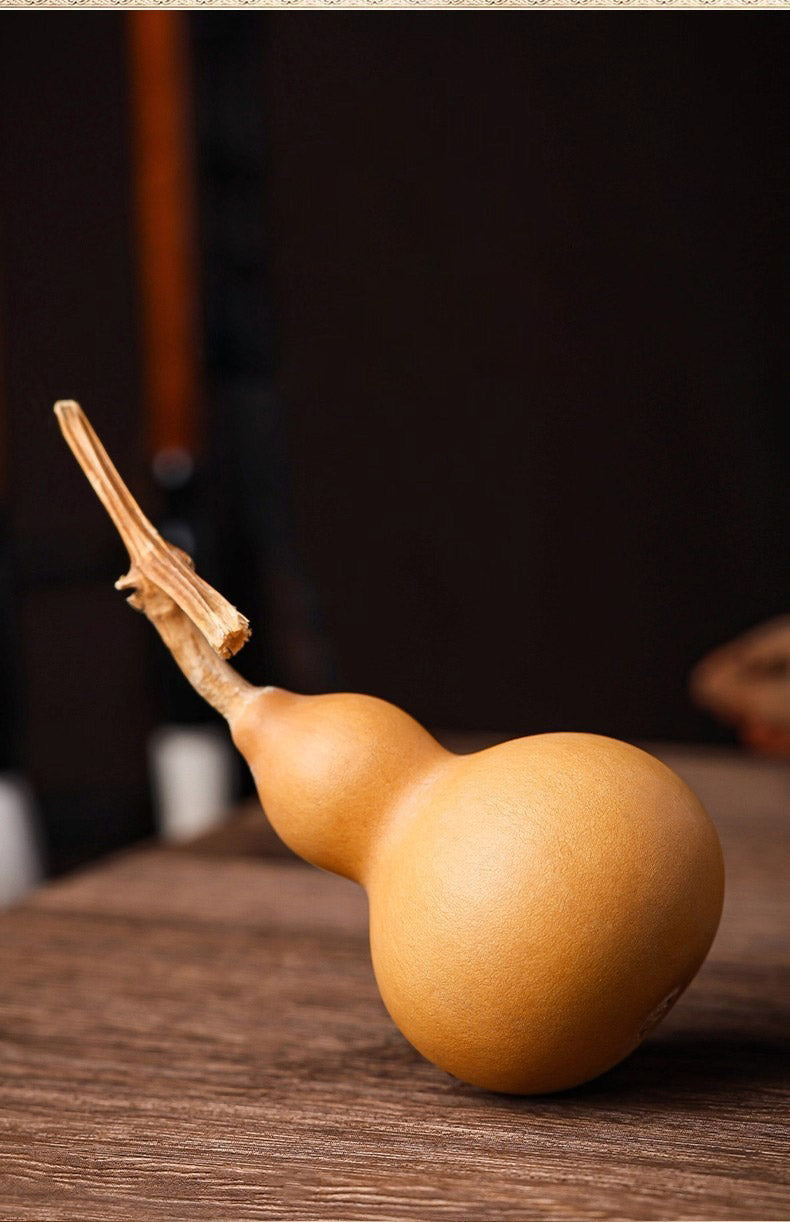 Natural Skin Gourd with Dragon Head, Wrist Twist Soft Small Gourd, Office Desk Decoration